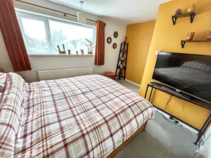 Bedroom- click for photo gallery